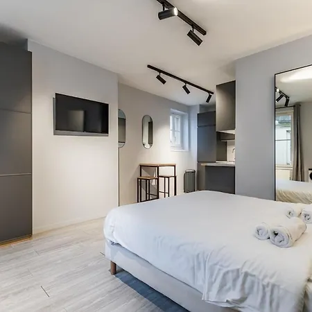 شقة Lumineux Au Coeur De Centre باريس