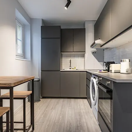 Lumineux Au Coeur De Centre Apartamento *